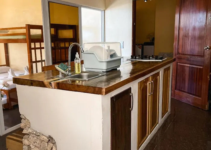 Seaview Mansion 4 -family Apartment *